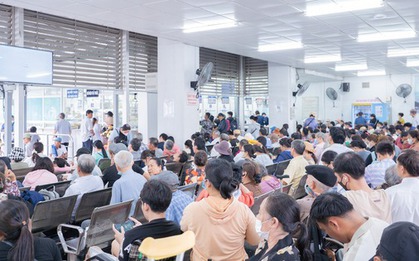 Lượng người bệnh đến Bệnh viện Chợ Rẫy cao chưa từng có