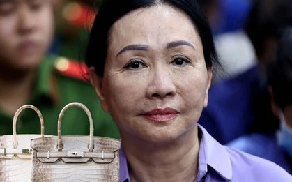 Chi tiết về phiên đấu giá trực tuyến 2 túi Hermes của bà Trương Mỹ Lan