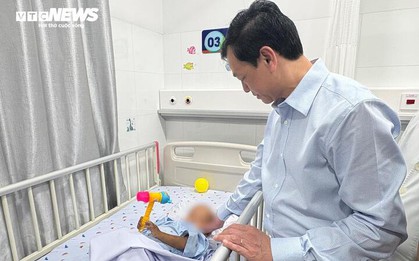 Hoàn cảnh éo le của bé trai 2 tuổi ở TP.HCM bị mẹ và cha dượng bạo hành