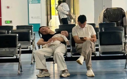 Bức ảnh ở hành lang bệnh viện đang viral: Bạn có chọn đúng bố cho con hay không? Cứ nhìn những lần con cái đau ốm thì sẽ rõ!
