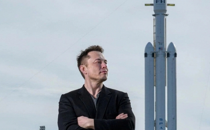 Elon Musk phải đếm tiền trong 31.700 năm mới xong