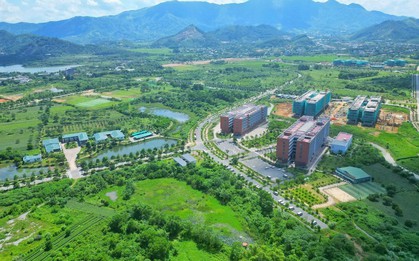 Hơn 17.000 sinh viên Đại học Quốc gia Hà Nội năm nay sẽ lên Hòa Lạc học: Trường thành viên nào có nhiều chỉ tiêu nhất?
