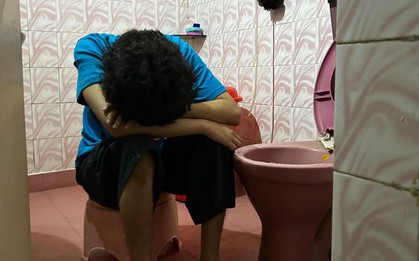 3 bất thường khi đi vệ sinh là tín hiệu CẢNH BÁO gan đã xác xơ, ngày nào cũng "gồng mình" vì bệnh tật