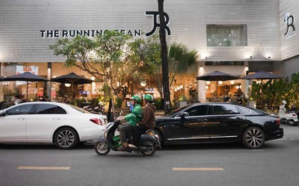 Người trẻ biến mỗi cuốc xe thành “lớp luyện giao tiếp tiếng Anh” ngoài đời thật