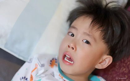 Nếu tối Chủ nhật con có 3 biểu hiện này, rất có thể trẻ đang ở bên bờ vực kiệt sức, cha mẹ đừng xem nhẹ