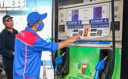 Giá xăng dầu đồng loạt giảm mạnh
