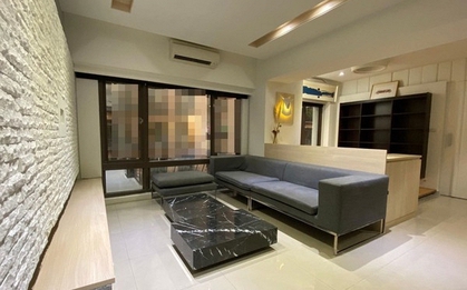Người đàn ông chi 700 triệu sửa nhà nửa năm, dọn vào mới biết nhầm căn của hàng xóm: Chủ đầu tư nói do “dán sai số nhà”