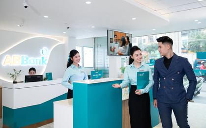 Từ Việt Nam tới Quốc tế: Quầy giao dịch đứng ngày càng được ưa chuộng