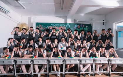 Lớp học ở Hà Nội có 100% học sinh đỗ lớp 10 chuyên Toán, Tin