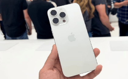 Bất ngờ chiếc iPhone cũ được cho là “đáng mua nhất” hiện nay