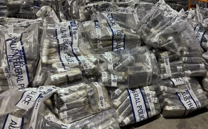Australia thu giữ kỷ lục 2,7 tấn cocaine chôn dưới đất