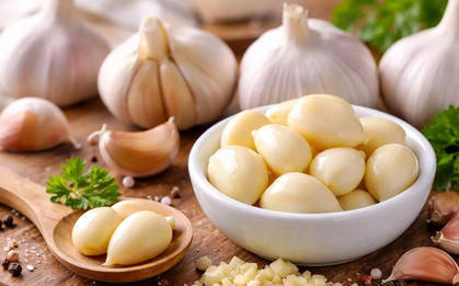 Ăn tỏi mỗi sáng để "chống ung thư", người đàn ông 63 tuổi nhận cái kết "không thể ngờ"