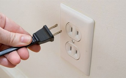 3 món đồ điện trong nhà cần rút phích cắm trước khi ngủ