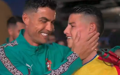 Viral màn tái ngộ của Ronaldo và James Rodriguez ở World Cup: CR7 lúc ở cạnh bạn thân đáng yêu cỡ này sao!