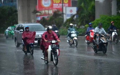 Hà Nội mưa dông, vùng núi và trung du Bắc Bộ đề phòng lũ quét