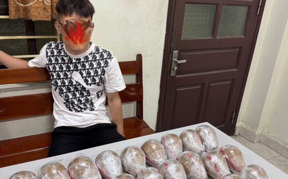 Bắt giữ Phạm Bình Nguyên SN 2002, thu giữ 26 vật lạ hình cầu quấn kín nylon
