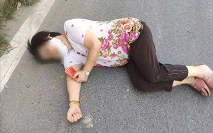Người phụ nữ 56 tuổi tử vong vì đột quỵ dù ăn uống thanh đạm, thích tập thể dục: 3 thói quen nhiều người tưởng tốt nhưng lại phản tác dụng