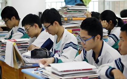 GVCN 20 năm tiết lộ: Học sinh sở hữu 4 dấu hiệu lạ này đều là học sinh giỏi "ngầm", cha mẹ cứ yên tâm