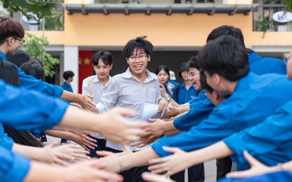 Một thành phố trực thuộc trung ương mới miễn 100% vé xe buýt cho thí sinh và giáo viên đi thi tốt nghiệp THPT