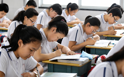 Một trường học gây tranh cãi vì kế hoạch nghỉ hè: Yêu cầu học sinh học từ 8h đến 22h, phụ huynh phải trực lớp