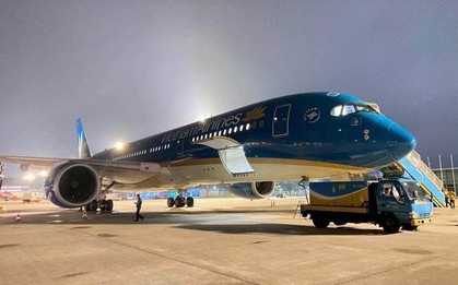 23h25 đêm 10/7, sân bay Nội Bài đón 1 chuyến bay có 124 hành khách đặc biệt