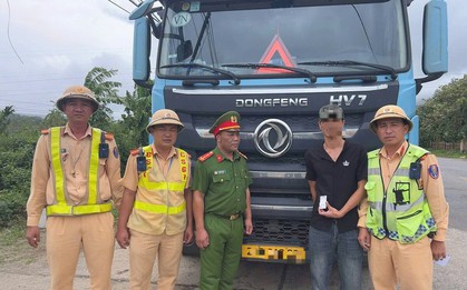 Phát hiện tài xế dương tính, tàng trữ 412 viên nghi ma túy trên ô tô đầu kéo
