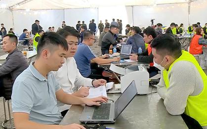 Gần 200 cảnh sát đồng loạt bắt 60 đối tượng tại nhiều cửa khẩu, sân bay: Hé lộ đường dây lừa đảo 13.543 bị hại