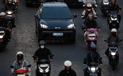 Xe điện Trung Quốc đang lâm vào cảnh tàn nhẫn nhất: “Chúng đang tự ăn thịt chính mình"