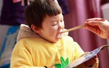 Cách hủy hoại 1 đứa trẻ nhanh nhất: Bố mẹ dọn đường không có giới hạn, con cái ngạo mạn không biết sợ ai