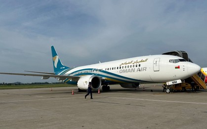 Vài ngày trước, sân bay Nội Bài ghi nhận một máy bay lạ hạ cánh