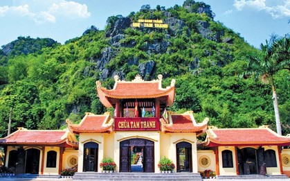 Cảnh báo người dân, du khách khi đến đền, chùa, di tích: Trả 20.000d nhưng vé chỉ ghi 10.000d
