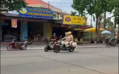 Vụ tố CSGT truy đuổi, đánh người vi phạm ở Gia Lai: Xuất hiện clip mới, triệu tập 2 cán bộ