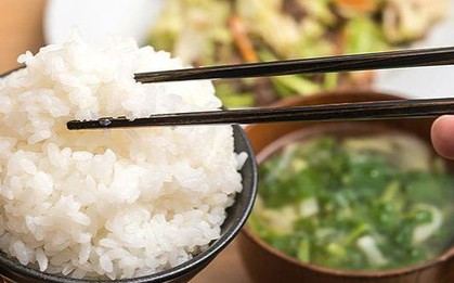 Vì sao người Việt ăn cơm phải có canh?