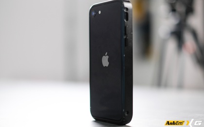 Sinh viên Việt chế tạo thành công chiếc iPhone pin 6.500mAh