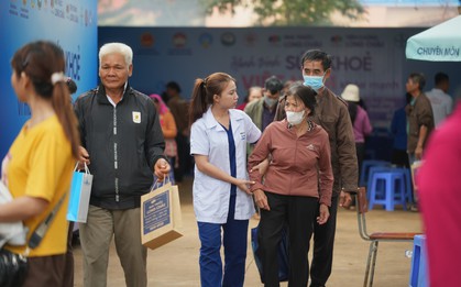 Long Châu tiếp nối sứ mệnh vì sức khỏe cộng đồng: Chung tay tầm soát đột quỵ, phát thuốc miễn phí cho bà con khó khăn tỉnh Lâm Đồng