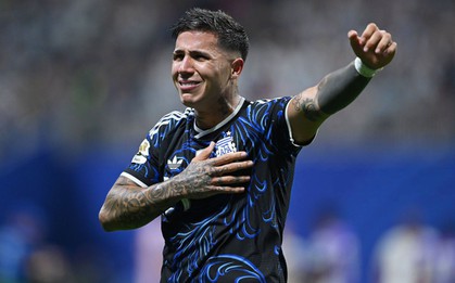 Enzo Fernandez viết tâm thư sau sự cố thẻ đỏ trận Argentina thua Tây Ban Nha, tuyệt nhiên không một lời xin lỗi