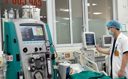 Người đàn ông Hà Nội hôn mê, pH máu tụt xuống 6,8: Bác sĩ phát hiện ngộ độc methanol nguy kịch, khẩn cấp cảnh báo