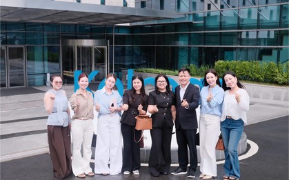 LOMERE Việt Nam cùng đối tác thăm hai nhà máy mỹ phẩm Hàn Quốc