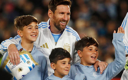 Argentina phấn chấn sau World Cup vì viễn cảnh Messi và con trai cả Thiago cùng ra sân ở World Cup 2030