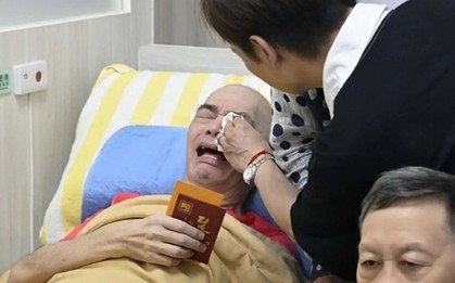 Tình trạng của ca sĩ kỳ cựu bị ngược đãi ở viện dưỡng lão, phải trả 100 triệu/tháng nhưng không được tắm rửa