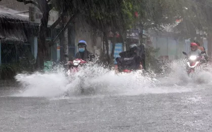 Miền Bắc mưa lớn đỉnh điểm