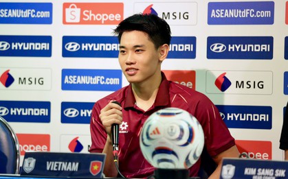 Phỏng vấn Đình Bắc: Hé lộ màn ăn mừng phong cách "vũ điệu Samba" trong trận Việt Nam đại thắng 7-0 Timor Leste