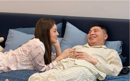 Vợ NSND Công Lý lên tiếng thông tin chán chồng, ly hôn