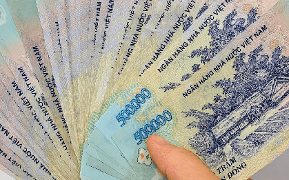 Cần gửi bao nhiêu tiền vào ngân hàng để mỗi tháng nhận lãi 10 triệu đồng?