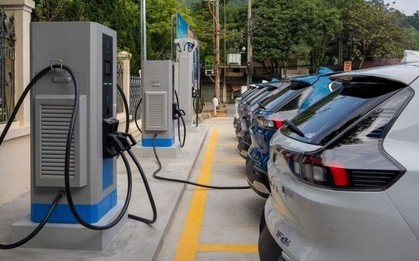 Công ty trạm sạc VinFast của tỷ phú Phạm Nhật Vượng ra thông báo tạm ngừng một việc quan trọng