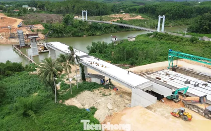 Dự án thay thế cầu ‘già nua’ trên sông Hương hiện ra sao?