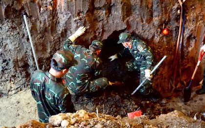 Phát hiện thêm 8 hài cốt liệt sĩ tại hố chôn thứ hai ở Công viên Lê Thị Riêng