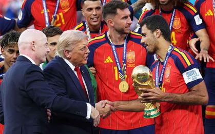UEFA dọa tẩy chay World Cup