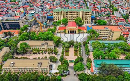 1 trường đại học ở Hà Nội vừa đạt doanh thu hơn 824 tỷ đồng/năm, tăng trưởng 2 con số, gần như 100% sinh viên cứ ra trường là có việc làm