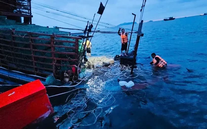 Chìm tàu cá ở Cô Tô do giông lốc, 7 ngư dân gặp nạn